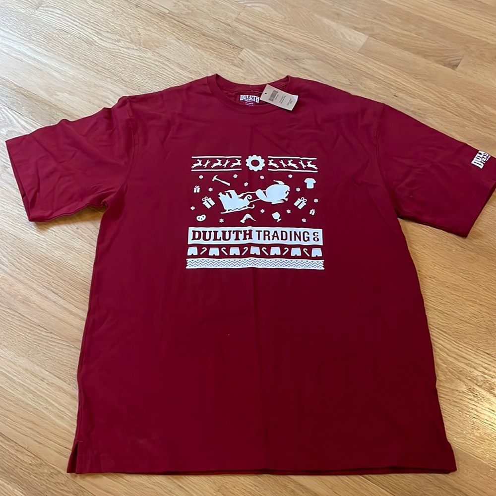 Duluth Trading Co. Red Mens Longtail T Sleigh Logo T-Shirt